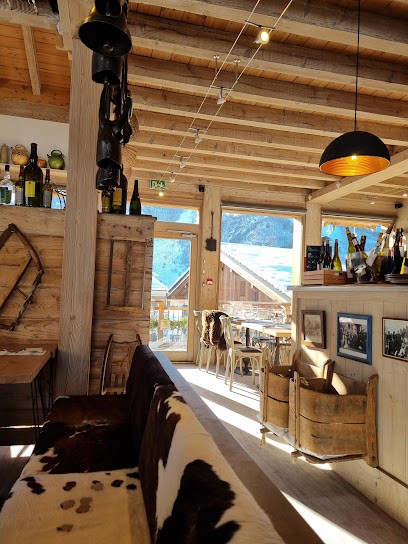 Restaurant Simple & Meilleur · Saint-Martin-de-Belleville, Bar aux Belleville