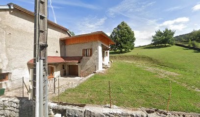 Destabel Regis, Bar à Belleydoux