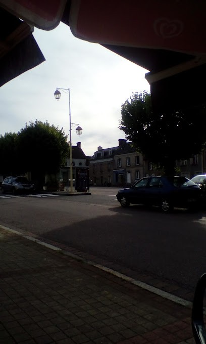 Bar de la Poste, Bar à Courtomer