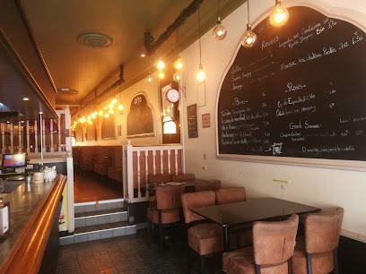 Le Café De Paris, Bar à Beaucé