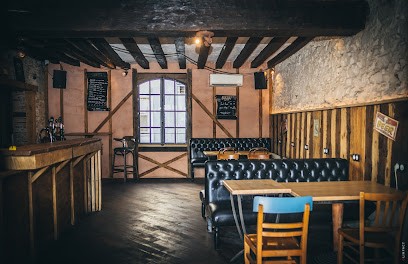 The Lodge Irish Pub, Bar au Mans