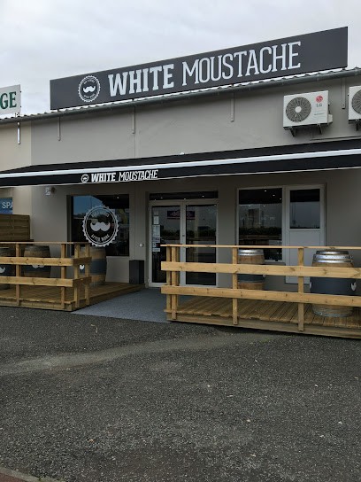Le White Moustache, Bar à La Teste-de-Buch