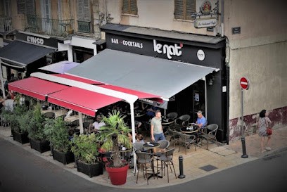 The National Coffee, Bar à Villefranche-sur-Saône