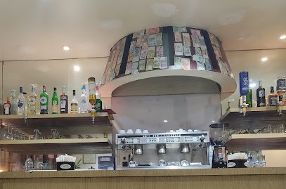 Le Paris Saint-Ouen, Bar à Paris 18