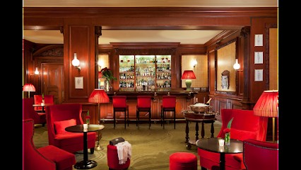 Le Bar L'Etrier, Bar à Deauville