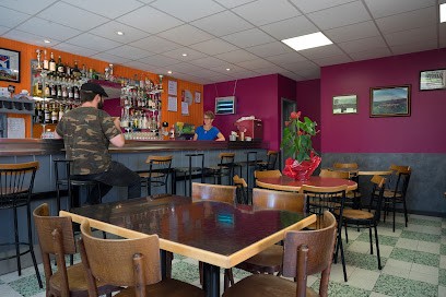 Bar de l'Avenir, Bar à Sainte-Eulalie