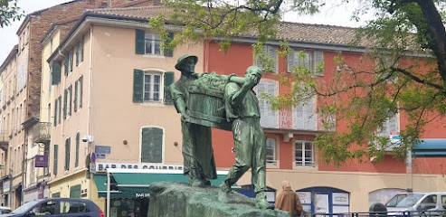 Au Rendez-vous Des Amis, Bar à Mâcon