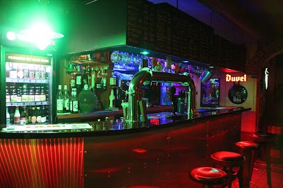 L'Electrorium, Bar à La Roche-Bernard