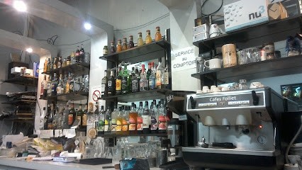 K-fe Tolstoï, Bar à Villeurbanne