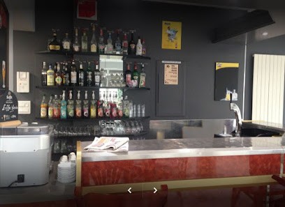 Vie L'Air Soif, Bar à Villers