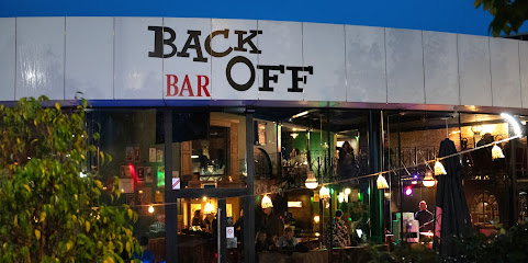 Back Off, Bar à Reims