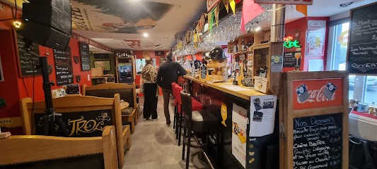 Au deux demi n'oeuf, Bar à Couzeix