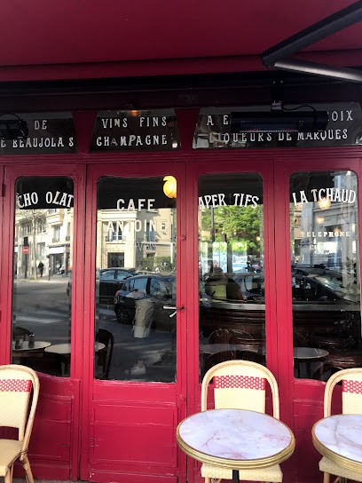 CRAVAN Paris 16e, Bar à Paris 16