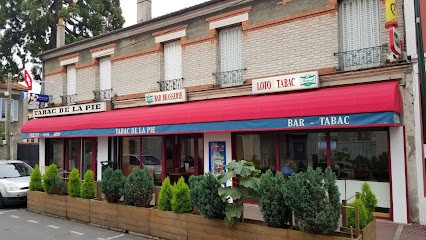 Fayel Edouard, Bar à Saint-Maur-des-Fossés