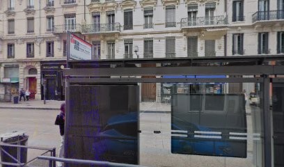 B’Vape Lyon Part-Dieu Bar Tabac Le Roussillon, Bar à Lyon 06