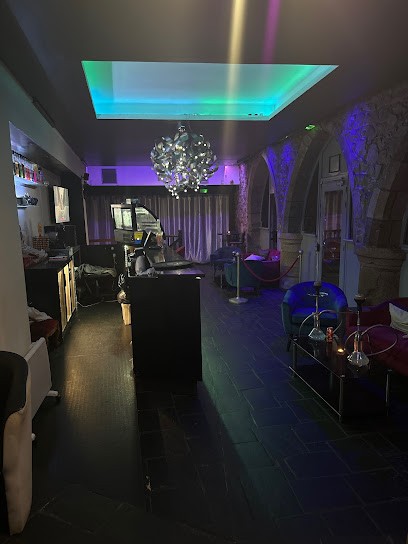 L'EMIRATS, Bar à Saint-Brieuc