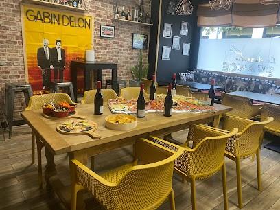 La Dernière Séance, Bar à Orléans