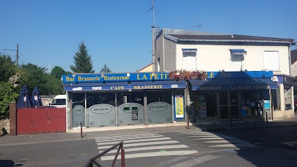 La Petite Coupole, Bar à Versailles