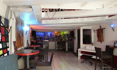 EL SALVADOR DALI, Bar à Limoges