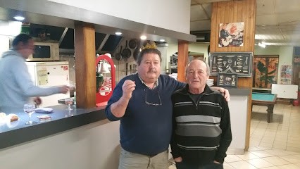 Le Top S, Bar à Pons