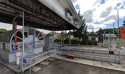 Noir étable, Bar aux Salles