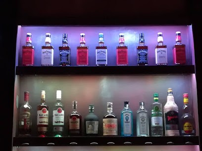 Dry States, Bar à Perpignan