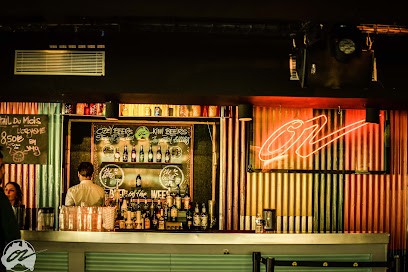 Rooftop Café Oz, Bar à Paris 13