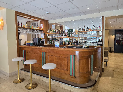 Bar De L'espérance, Bar à Lisieux