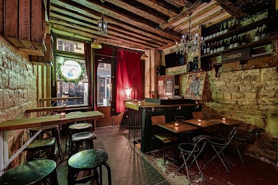 Le Bateau Ivre, Bar à Paris 05