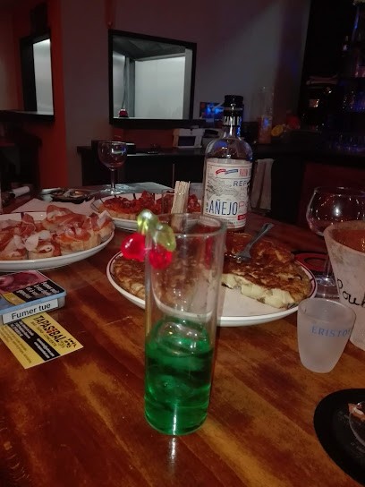 Tapas En Bal, Bar à Portet-sur-Garonne