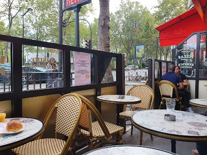Biclowne Café, Bar à Paris 19