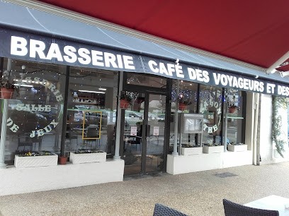 Café Des Voyageurs Et Des Touristes, Bar à Saint-Céré