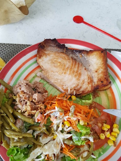 Louisa, Bar à Marseille 15