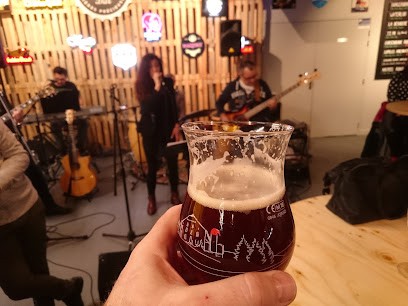 LA CERVOISERIE ROCHEFORT, Bar à Rochefort