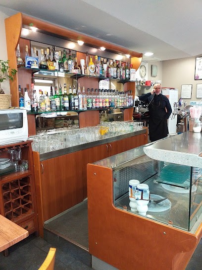 WALDORF CAFE, Bar à Marseille 06