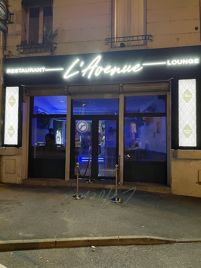 L' Avenue, Bar à Clermont