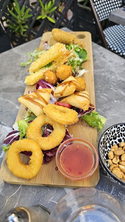 K&G CHOLET RESTAURANT - BAR A VINS, Bar à Cholet