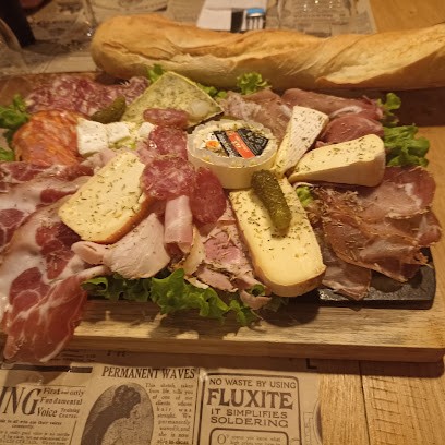 Pub Bar Lounge L'Ateliers 33, Bar à Pontoise