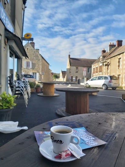 Le Coup De Frein, Bar à Vieux-Fumé