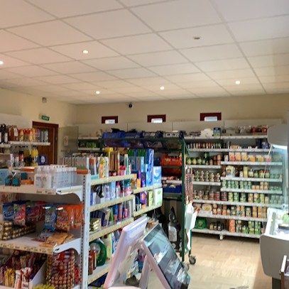 Bar Tabac Épicerie La Source, Bar à Plévin