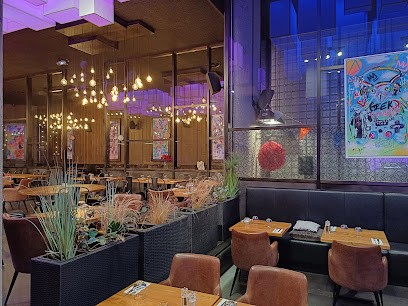 Crazy pub, Bar à Montigny-le-Bretonneux