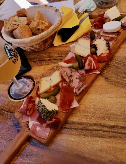 LE GOLDEN BEAR, Bar à Nuits-Saint-Georges