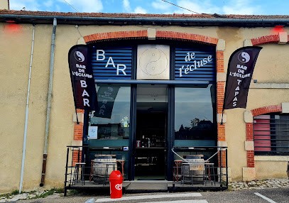 Bar De L'écluse, Bar à Gray