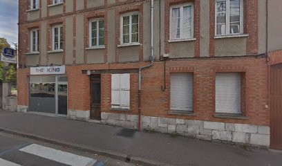 Belmokhtar Abdelhakim, Bar à Louviers