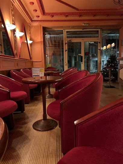 CAFE DE PARIS, Bar à Digoin