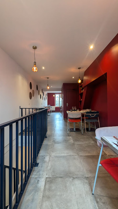 Chezel, Bar à Suresnes