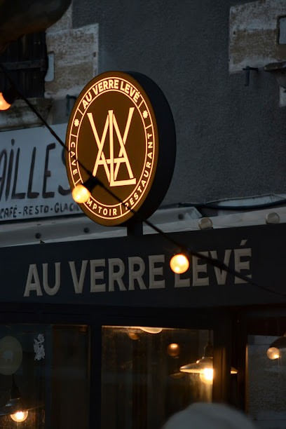 Au Verre Levé, Bar à Venelles