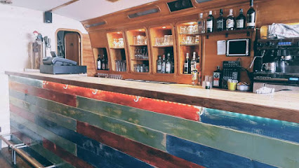 Moody Bar, Bar à Pornic