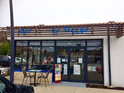 Le Megga, Bar à Échiré