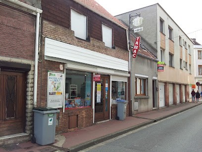 Lutic Pascal Claude Jean-Marc, Bar à Calais